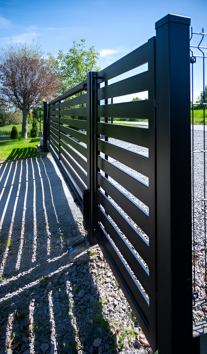 17 Best Barriers To Keep Cars Off Grass (Practical & Stylish Ideas) – Image 17