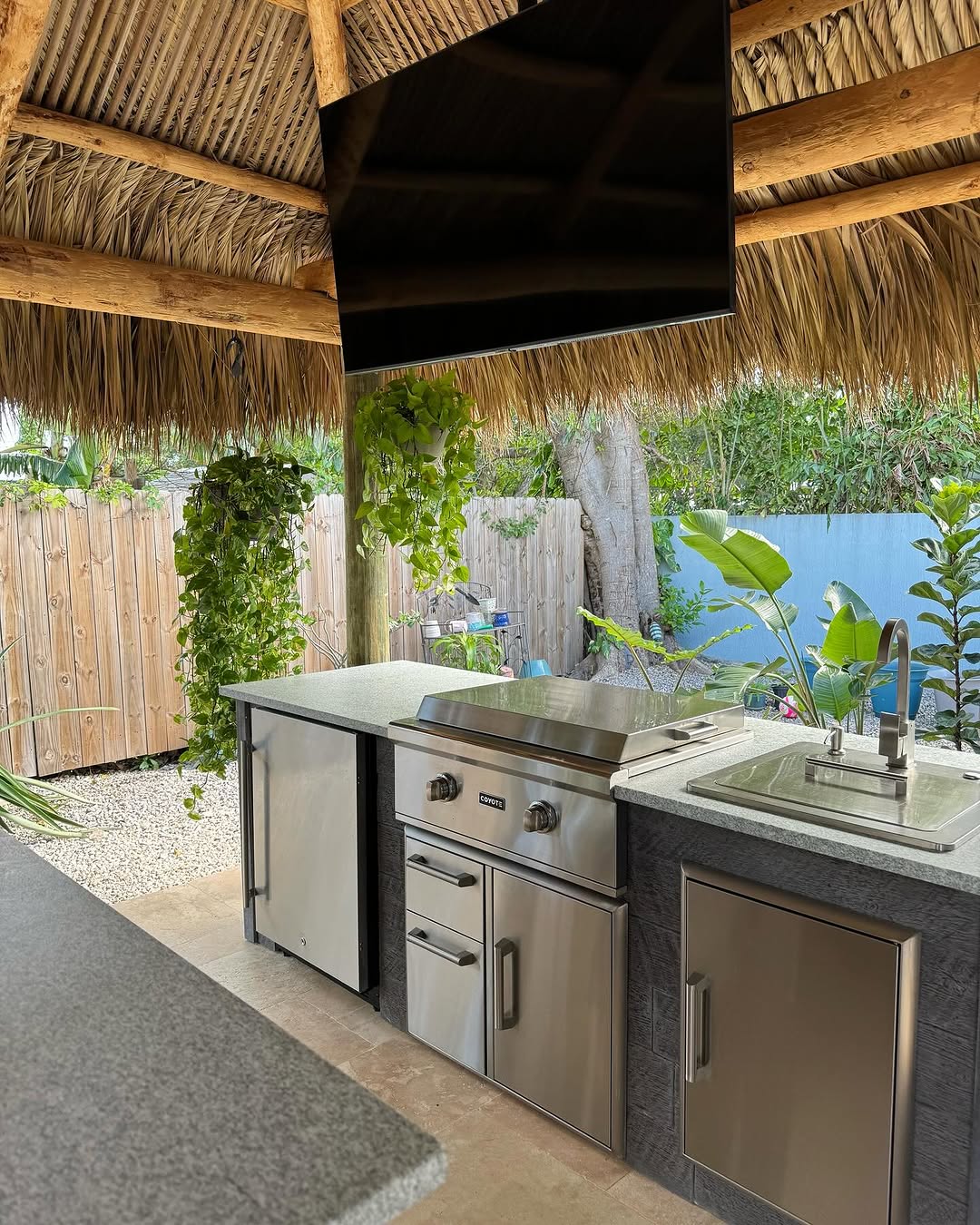 18 Cheap No Grass Backyard Ideas for a Stunning Outdoor Space – Image 17